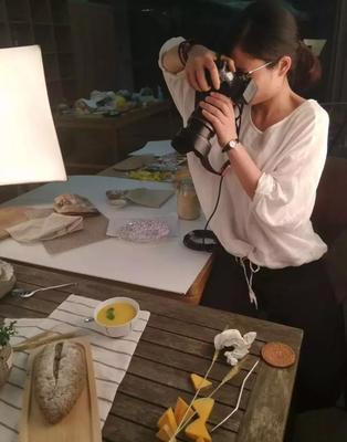 从零到一 90后女摄影师的搭伙创业与影像生意